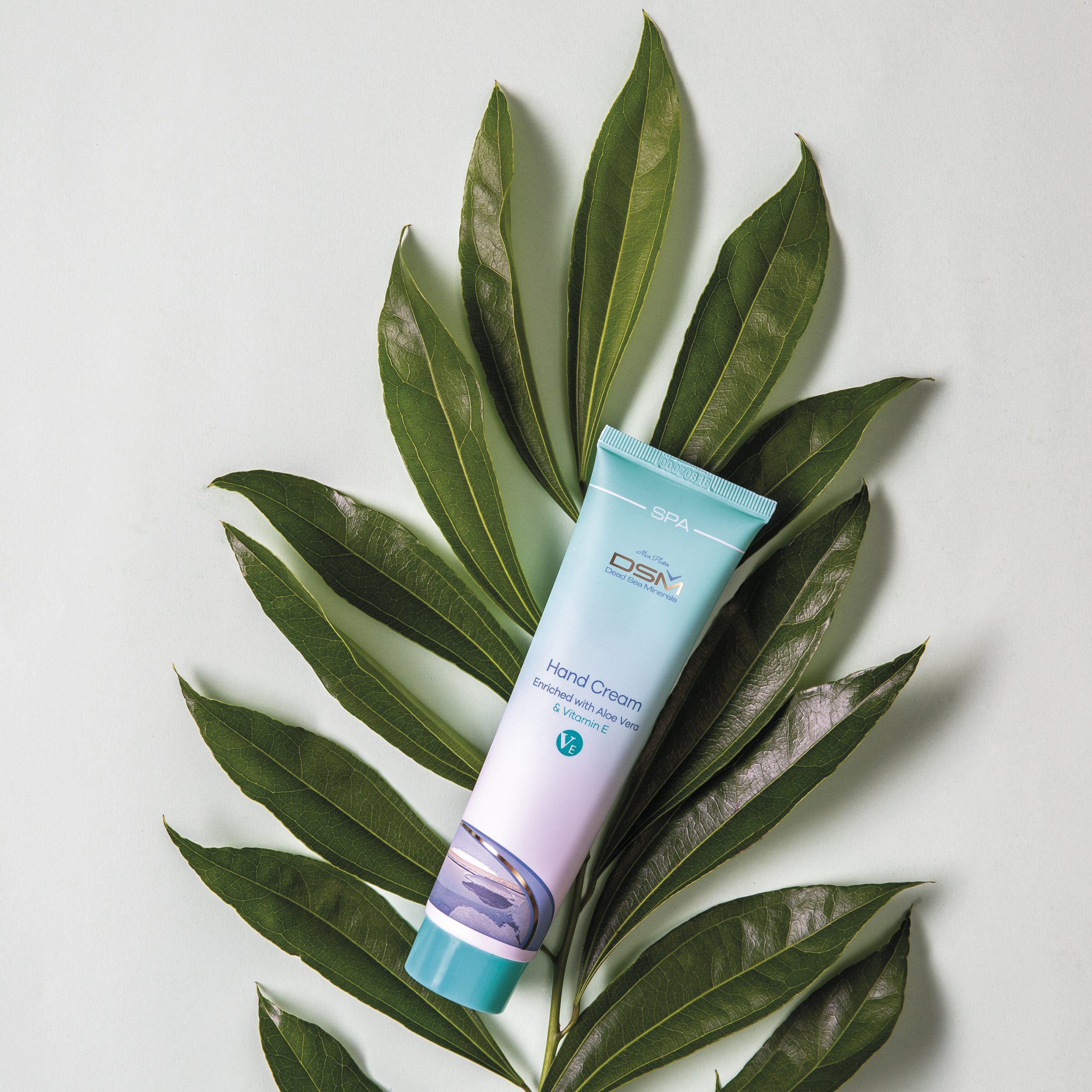 Hand Cream with Aloe Vera and Vitamin E - 100ml - Image 3